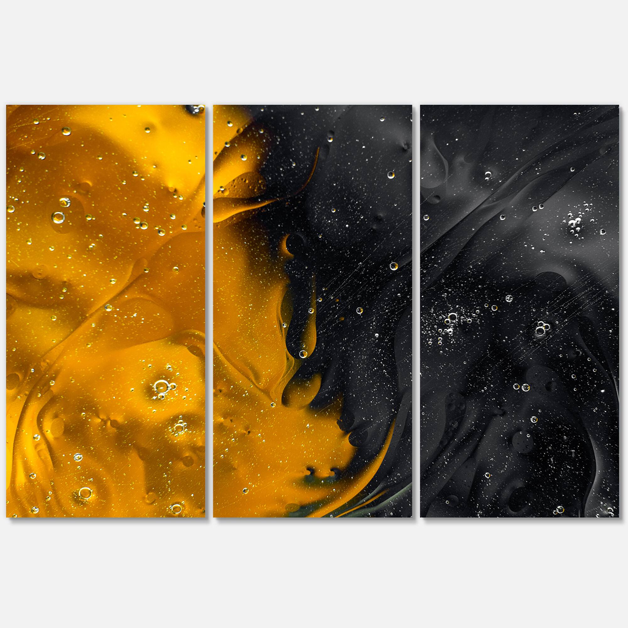 Designart - Marriage of Yellow and Black